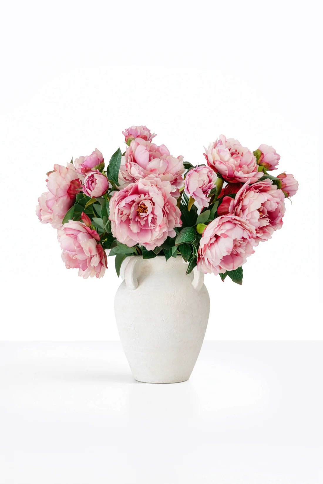 Floral Artistry & Handcrafted <em>Elegance</em>