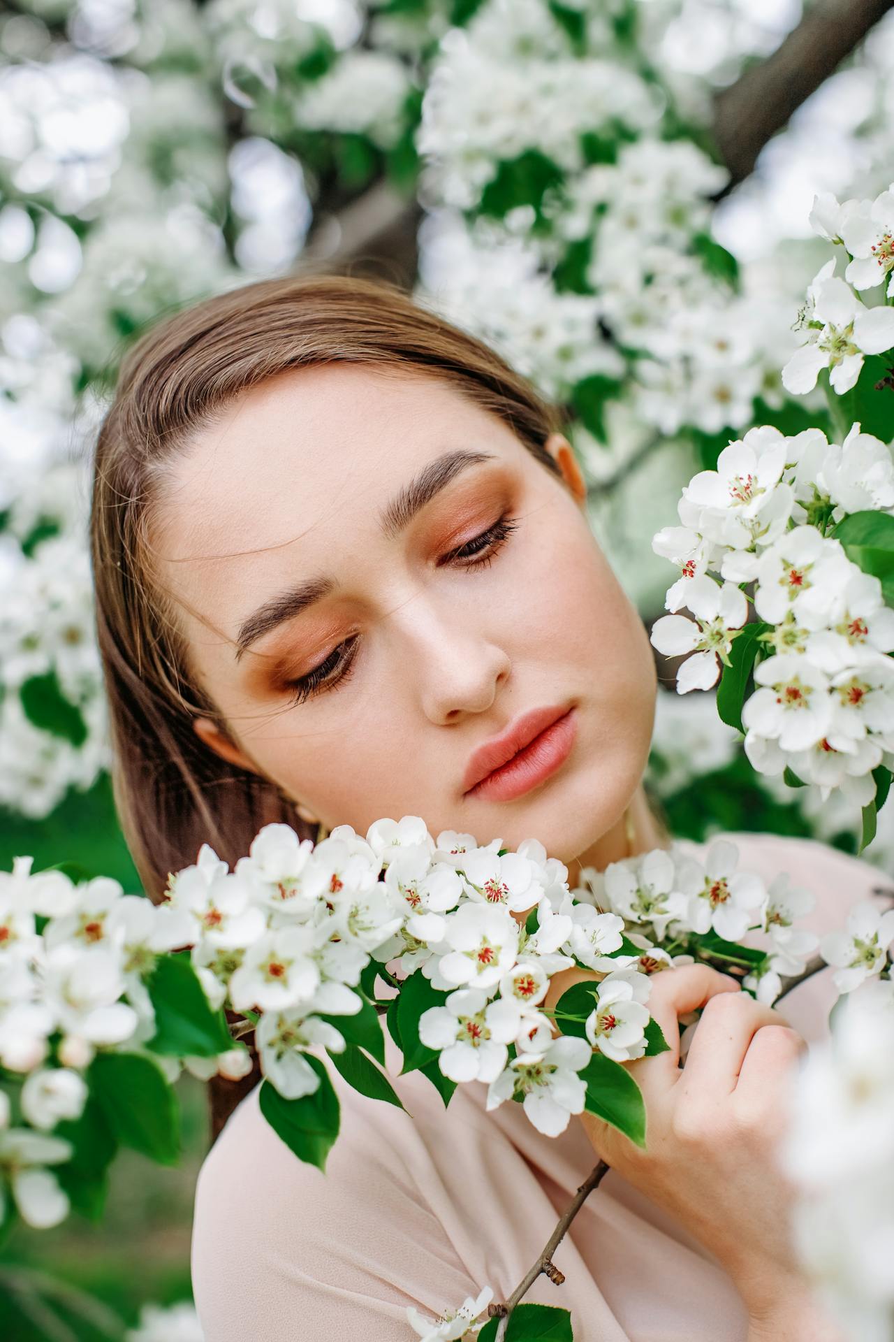 <p><em>Syncs with the calendar.</em></p><p>The customer selects the "Four Seasons" floral collection. The system automatically assigns their first arrangement based on the current season, ensuring the blooms perfectly match the time of year.</p>